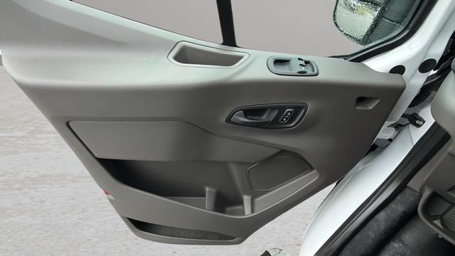 Used 2025 Ford Transit 250 Low Roof w/ Exterior Upgrade Package RWD image 17