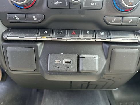 Used 2019 Chevrolet Silverado 1500 LT w/ All-Star Edition AWD/4WD image 39