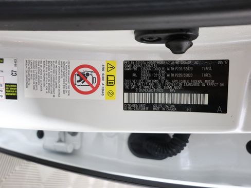 Used 2017 Lexus RX 350 AWD w/ Premium Package image 29