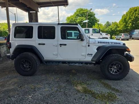 Used 2022 Jeep Wrangler Unlimited Sport AWD/4WD image 3