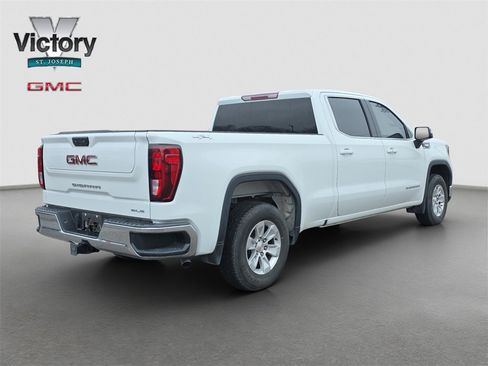 Used 2022 GMC Sierra 1500 SLE image 17