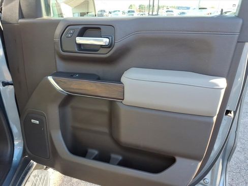 Used 2021 GMC Sierra 1500 SLT image 11