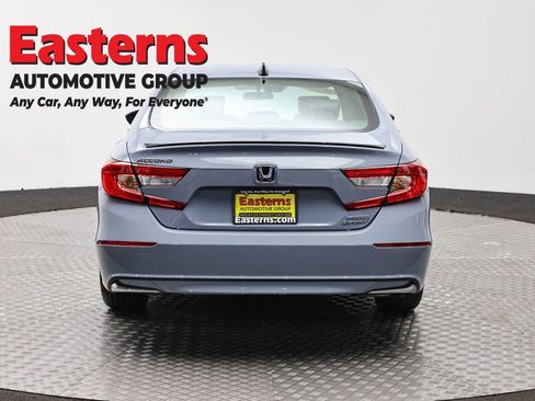 Used 2022 Honda Accord Sport image 6