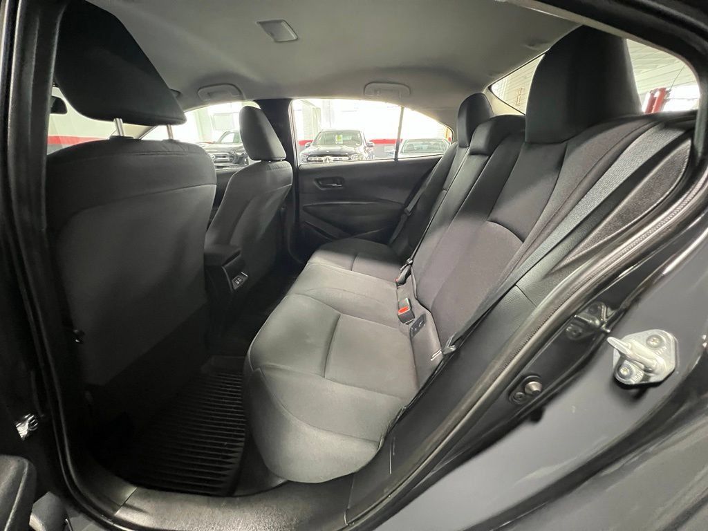 Used 2024 Toyota Corolla LE FWD image 15