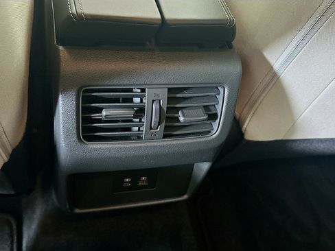 Used 2023 Nissan Rogue SV image 27