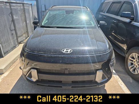 Used 2025 Hyundai Kona SEL FWD image 27