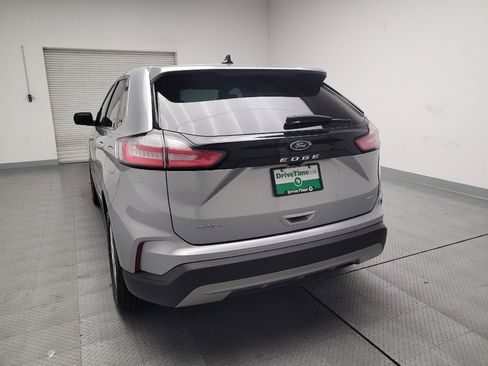Used 2023 Ford Edge SEL image 6