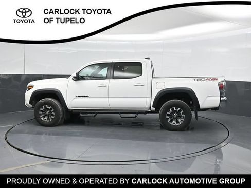 Used 2023 Toyota Tacoma TRD Off-Road AWD/4WD image 10