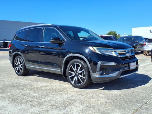 Used 2019 Honda Pilot Elite image 2