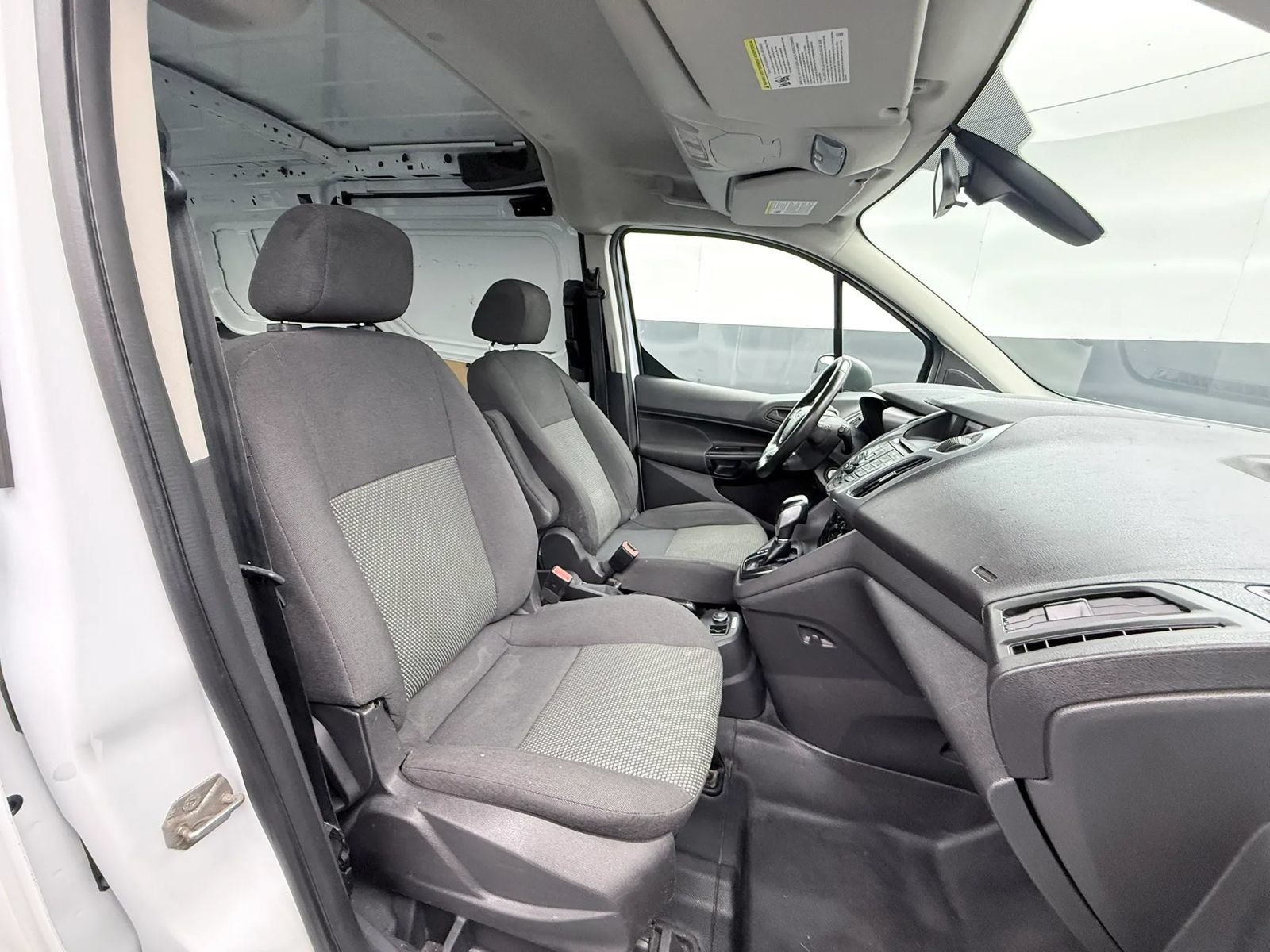 Used 2016 Ford Transit Connect XL FWD image 11