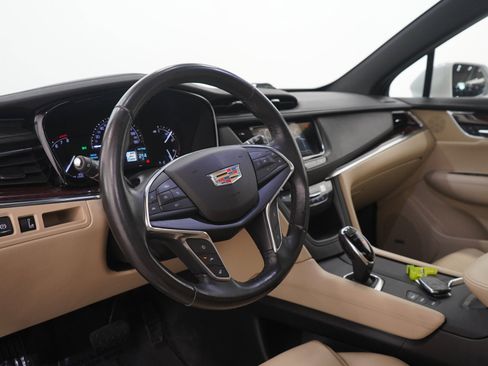 Used 2019 Cadillac XT5 Luxury AWD/4WD image 25
