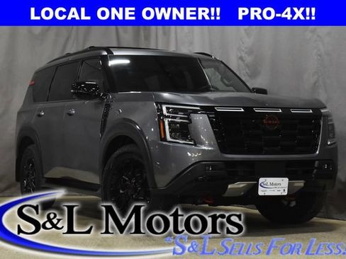 Used 2025 Nissan Armada PRO-4X image 1