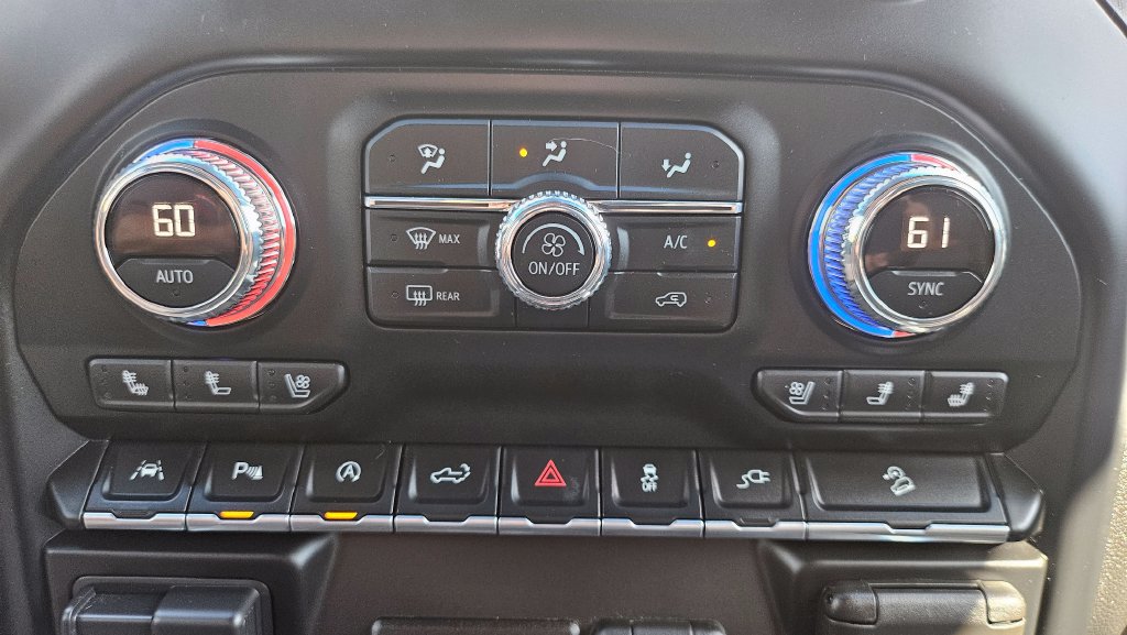 Used 2021 GMC Sierra 1500 AT4 w/ AT4 Premium Package AWD/4WD image 37