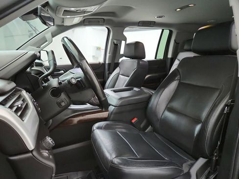 Used 2020 GMC Yukon XL SLT RWD image 4