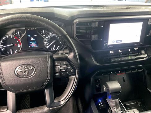 Used 2024 Toyota Tundra SR AWD/4WD image 18