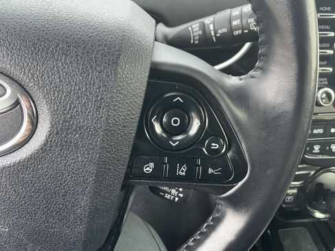 Used 2022 Toyota Prius XLE w/ Advanced Technology Package AWD/4WD image 20
