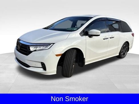 Used 2022 Honda Odyssey Elite image 3