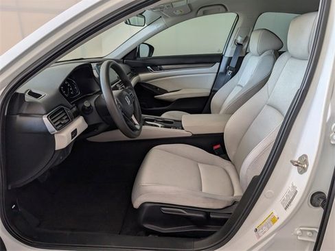 Used 2020 Honda Accord LX image 5