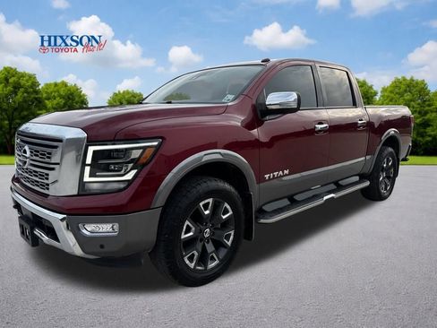 Used 2021 Nissan Titan Platinum Reserve w/ Moonroof Package image 3