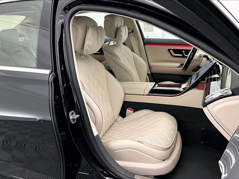 New 2026 Mercedes-Benz S 580e 4MATIC Sedan image 5