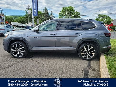 Certified 2024 Volkswagen Atlas SEL Premium R-Line AWD/4WD image 25