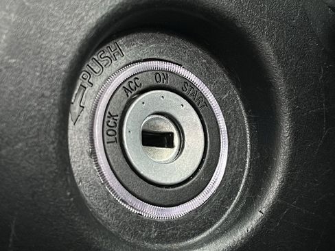 Used 2024 Toyota Camry SE FWD image 19