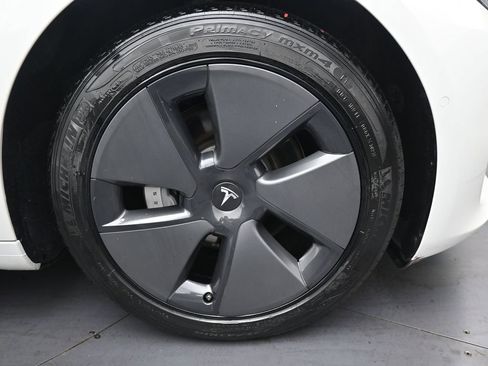 Used 2021 Tesla Model 3 Standard Range Plus RWD image 34