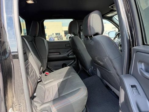 Used 2026 Nissan Frontier PRO-4X AWD/4WD image 12