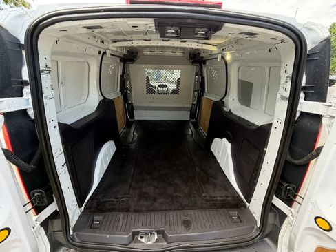 Used 2017 Ford Transit Connect XL FWD image 25