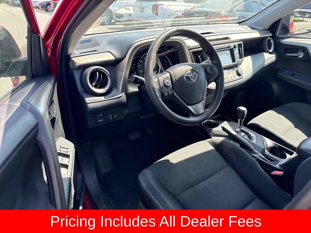 Used 2015 Toyota RAV4 XLE FWD image 10