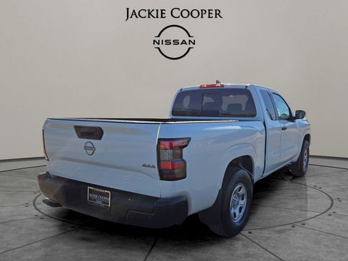 New 2026 Nissan Frontier S image 5