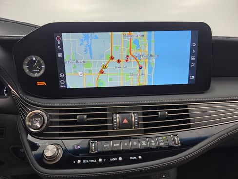 Used 2021 Lexus LS 500 AWD w/ Interior Upgrade Package image 23