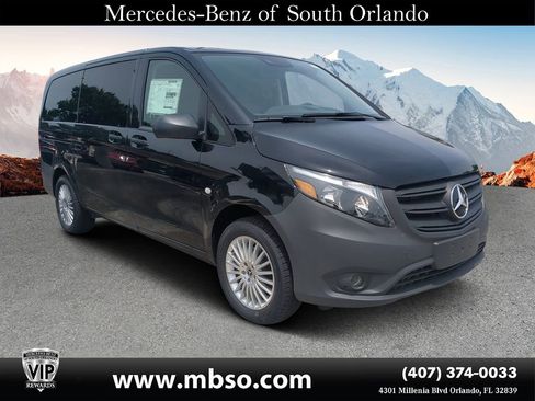 Certified 2023 Mercedes-Benz Metris Passenger image 1