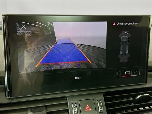 Used 2022 Audi Q5 2.0T Premium image 13