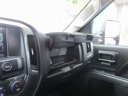 Used 2017 Chevrolet Silverado 2500 LT w/ LT Convenience Package image 15