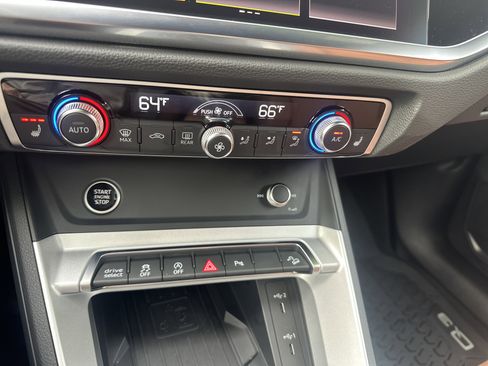 Used 2025 Audi Q3 2.0T Premium w/ Convenience Package image 19