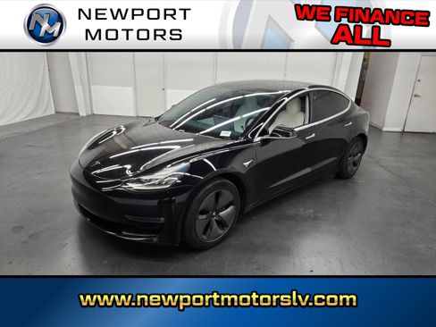 Used 2018 Tesla Model 3 Long Range RWD image 1