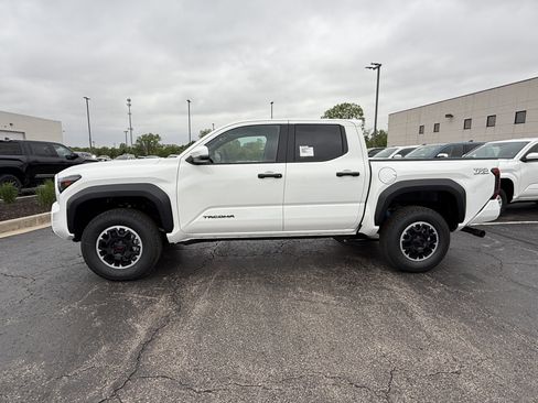 New 2026 Toyota Tacoma TRD Off-Road AWD/4WD image 26