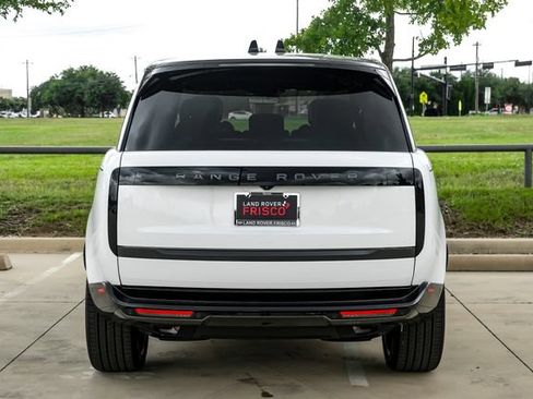New 2026 Land Rover Range Rover Long Wheelbase SE AWD/4WD image 11