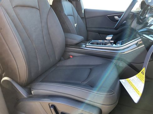 New 2026 Audi Q8 Premium Plus image 17