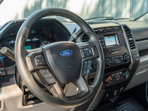 Used 2021 Ford F250 XL w/ Power Equipment Group AWD/4WD image 24