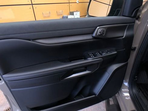 New 2025 Ford Ranger Raptor image 12