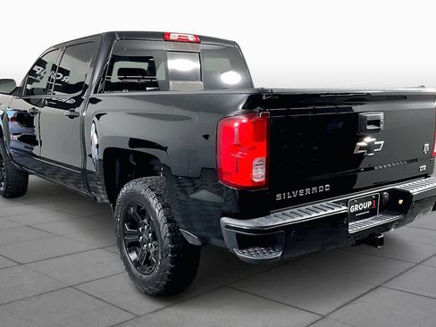 Used 2017 Chevrolet Silverado 1500 LTZ Z71 w/ Midnight Edition image 11