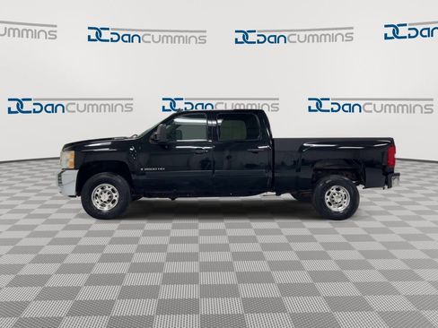 Used 2007 Chevrolet Silverado 2500 LT w/ 2LT Convenience Package AWD/4WD image 5