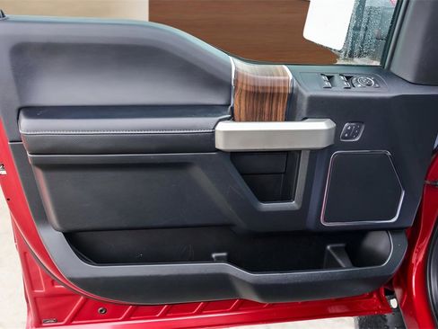 Used 2016 Ford F150 Lariat w/ Equipment Group 502A Luxury image 8