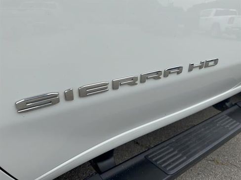 Used 2024 GMC Sierra 3500 Pro AWD/4WD image 15