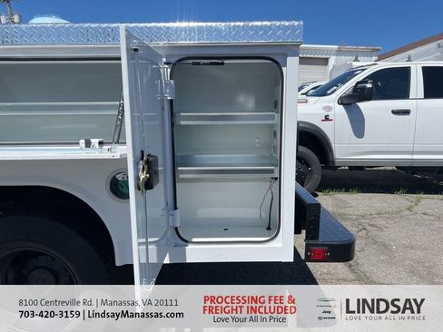 New 2025 RAM 3500 Tradesman AWD/4WD image 13