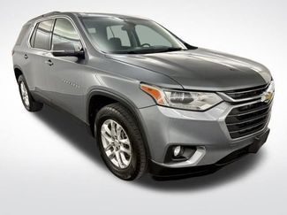 Used 2021 Chevrolet Traverse LT video 1