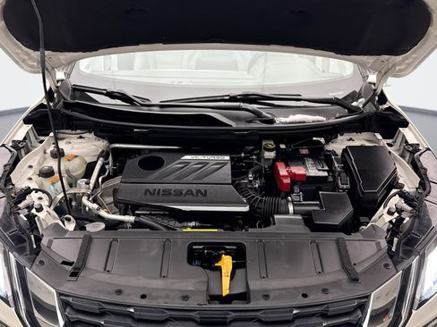 Used 2023 Nissan Rogue SV w/ SV Premium B Package image 26