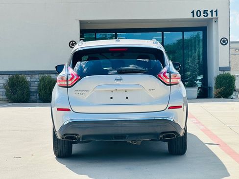 Used 2015 Nissan Murano SV FWD image 9